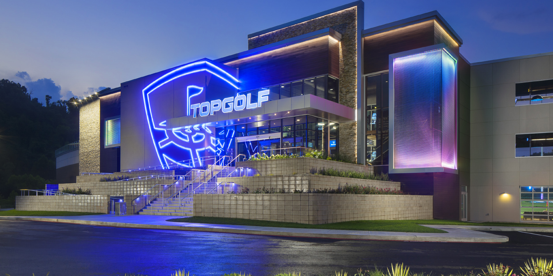 TopGolf Pittsburgh - Photo 4