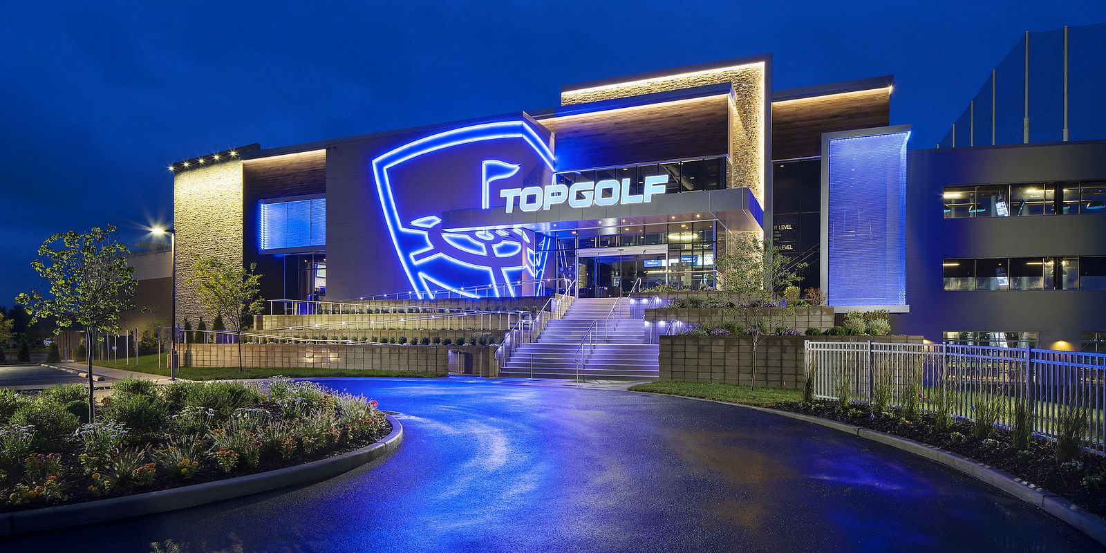 TopGolf St. Louis - Chesterfield - Photo 4