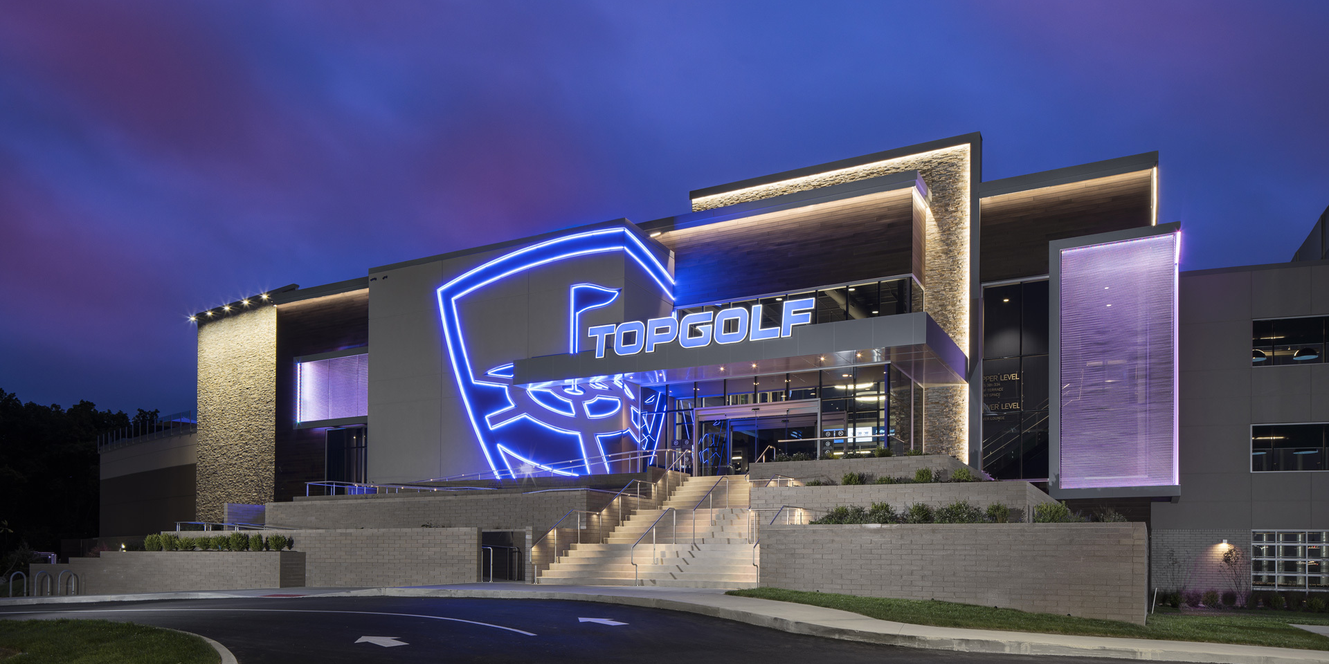 TopGolf Columbus - Photo 3