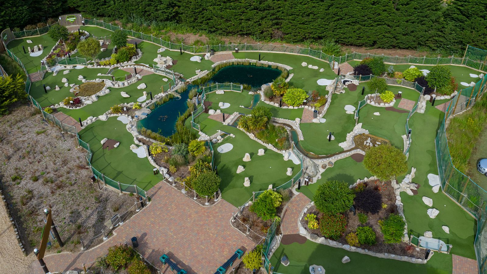 Adventure Golf