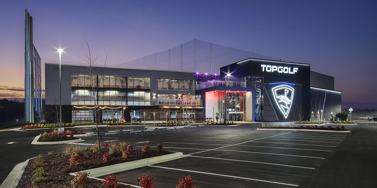 TopGolf Baton Rouge - Photo 3